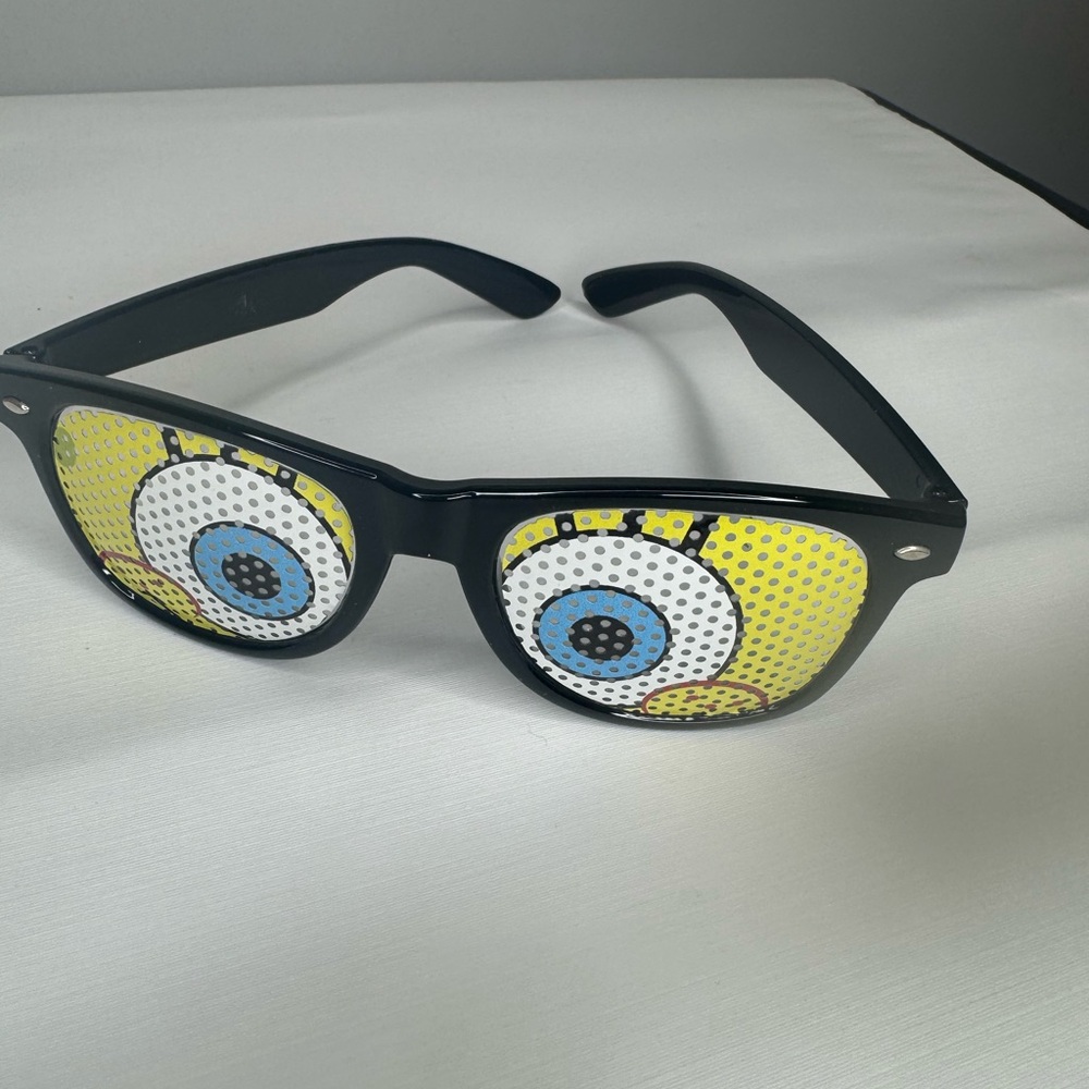 Nickelodeon SpongeBob SquarePants Eyes Sunglasses New